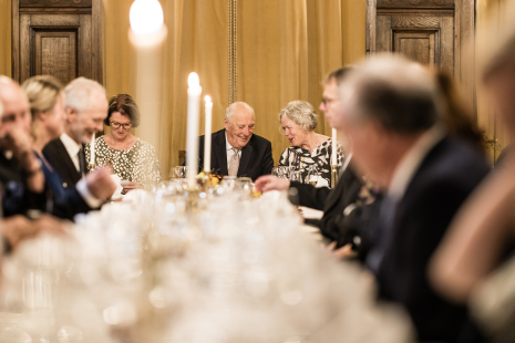 Kongen_i_munter_passiar_med_Marit_Reigstad_1