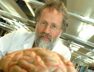 Forum for bevissthetsforskning med professor Johan F. Storm inviterer til åpent møte på Litteraturhuset 6. november. Møtet som arrangerers i samarbeid med Det Norske Videnskaps-Akademi, åpnes av preses Kirsti Strøm Bull. Foto: Ola Sæther/UiO