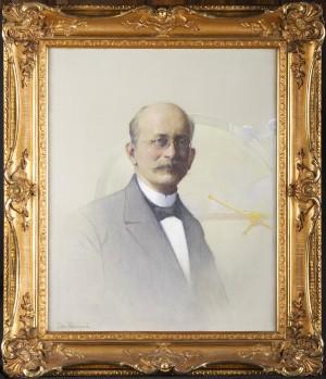 Portrettet av Kristian Birkeland er malt av Asta Nørregaard.