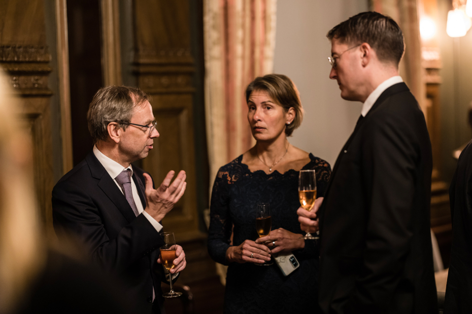 Aperitif i Gobelinsalen. Foto: Thomas Eckhoff