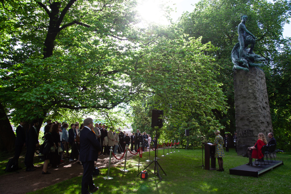 Wreath-laying ceremony at the Abel monument 2026